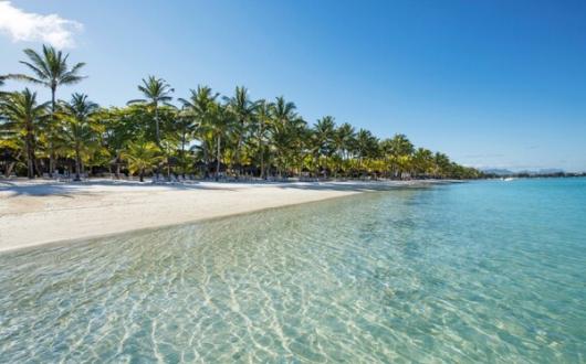Beachcomber Mauritius beach