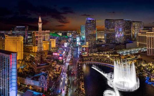 2021_LasVegasAerial_Strip_Fountains_South_Hero_Sunset_LVCVA_SM_METhumb.jpg