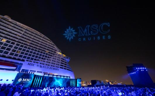 Credit_Ivan_Sarfatti_Drone_Show_at_MSC_World_Europa_Naming_.jpg
