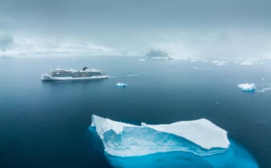 OCTANTIS_Antarctica_Iceberg_Mist.jpg