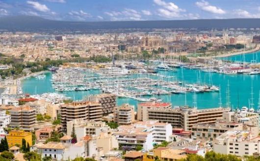 Tui is to operate a weekly charter from Belfast to Majorca in summer 2023 (credit: Tui)