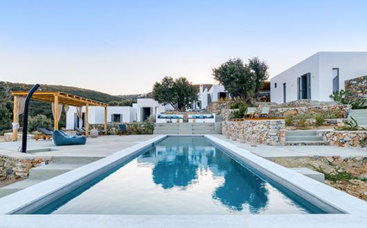 The five-bed Villa Philia in Paros is available for rent exclusively through Le Collectionist 