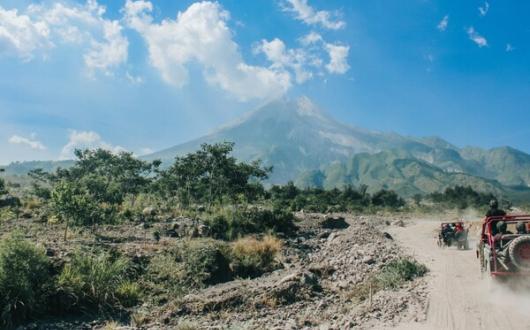 Mount Marapi Indonesia eugenia-clara-xrCpCQPaDSA-unsplash (Credit: Eugenia Clara / Unsplash)