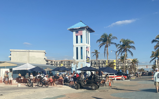 Pop-up bars are springing up every day in Fort Myers Beach