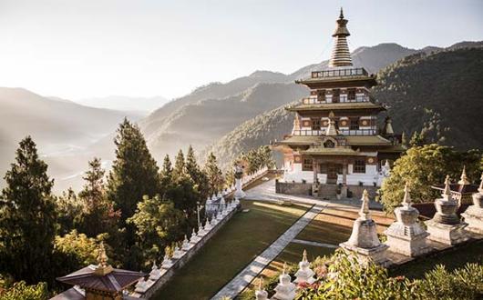 Amankora_Bhutan_-_Experience_Excursion_Punakha_Khamsun_Yu1.jpg