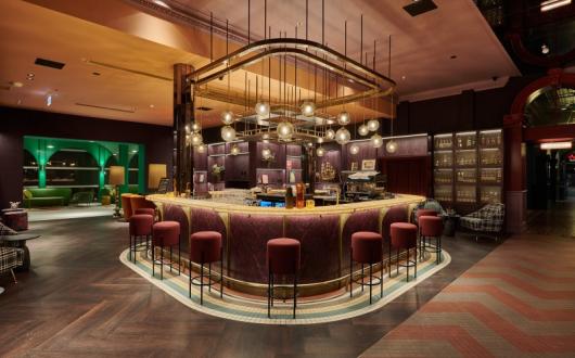 Naumi Wellington bar