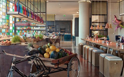 AnnaMaya_food_hall_at_Andaz_Delhi_METhumb.jpg