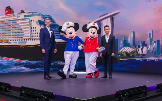 Captain_Mickey_and_Minnie_with_Josh_DAmaro_and_S.Iswaran1_copy.jpg