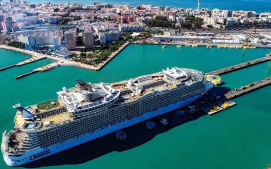crop_Cadiz - Oasis of the Seas.jpg