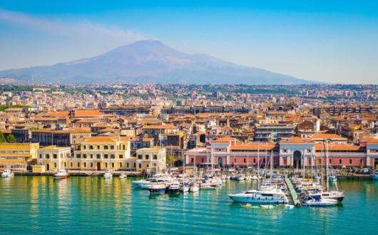 Catania_Mount_Etna_iStock-823700774.jpg