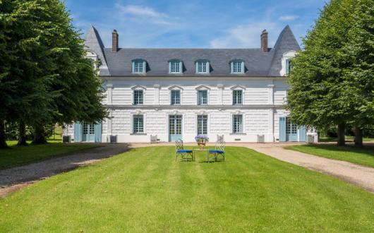 Be treated like royalty on this flight-free French getaway