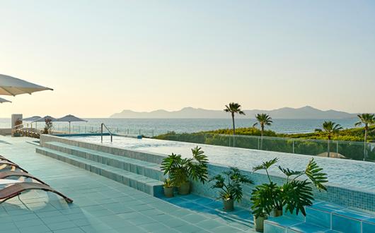 The rooftop pool at Iberostar Selection Albufera Park
