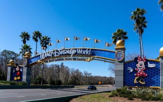 Walt_Disney_Resort_World_Florida_iStock-1394090560.jpg