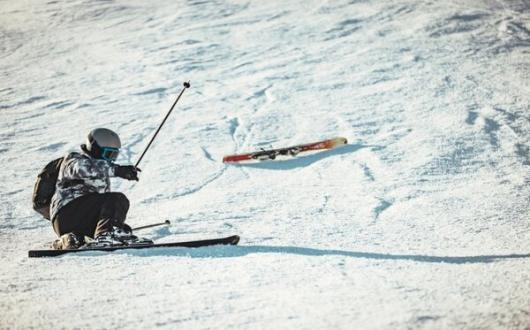 ski_skiing_accident_iStock-1373268626.jpg