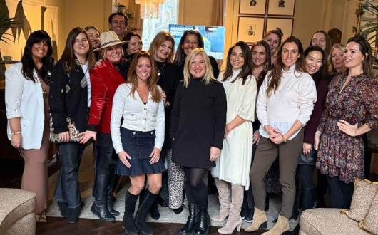 Travel_Sisterhood_group