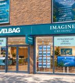 Jointly branded Imagine Cruising and Travelbag store front
