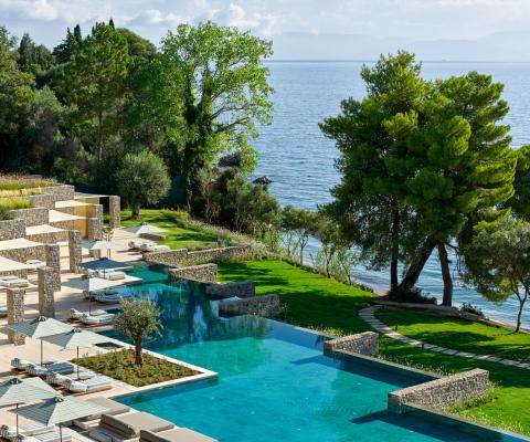 Avali's main freshwater infinity pool