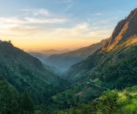 Sunrise over mountains in Ella, Sri Lanka 