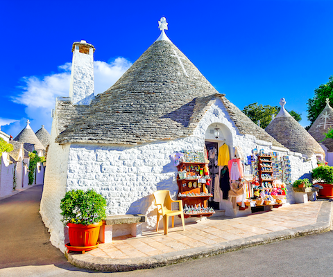 Whitewashed house in Alberobello, Puglia