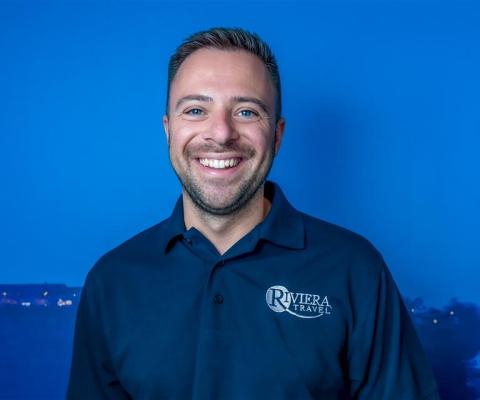 Lloyd Morris headshot