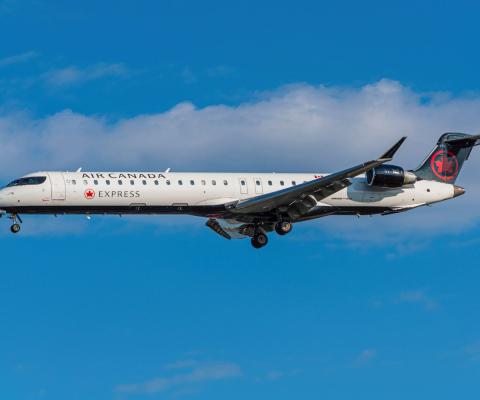 The incident involved a CRJ 900 aircraft operated by Jazz Aviation on behalf of Air Canada Regional