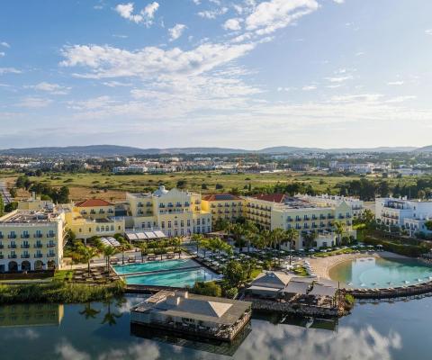 Domes Lake Algarve