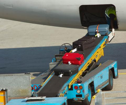 baggage-loading.jpg