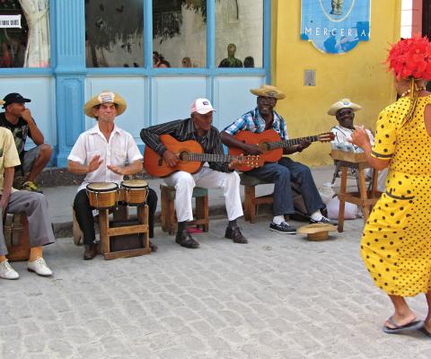 dancers-old-havana-cuba.jpg
