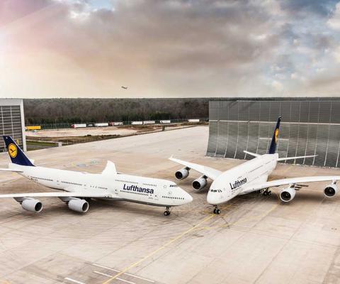 Lufthansa jets