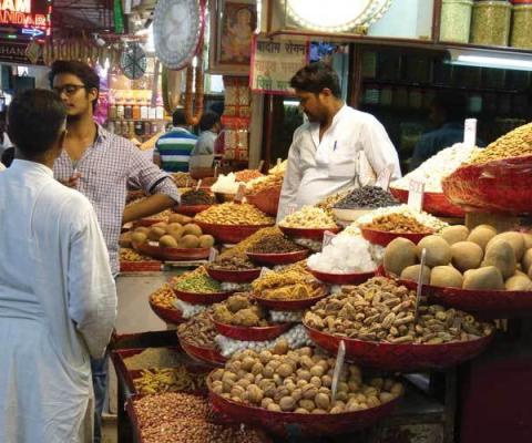 Old-Delhi-spice-shop.jpg