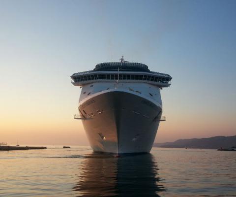 Cruise ship, generic