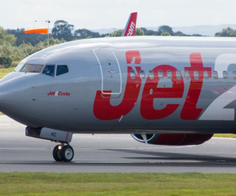 Jet2, 737