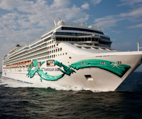 Norwegian Jade Jade_Ship_3qtr_web.jpg