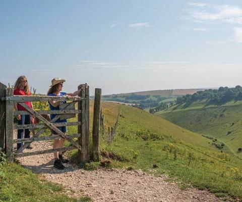 VisitEngland hiking VE23398.jpg