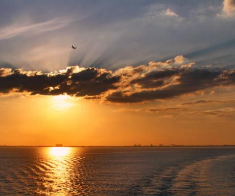 Cruise Air ThinkstockPhotos-497491598.jpg