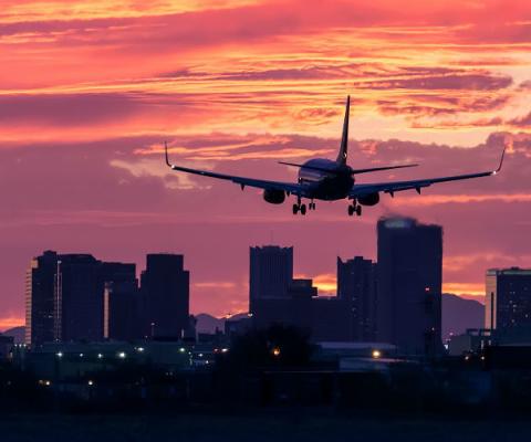 aircraft sunset ThinkstockPhotos-510386536