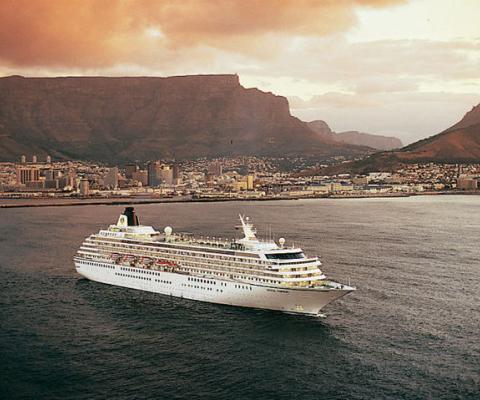 Crystal_Symphony_Capetown2.jpg