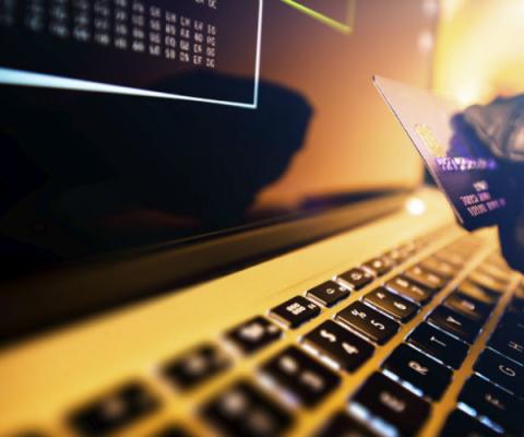 FRAUD iStock_000082272323_Medium