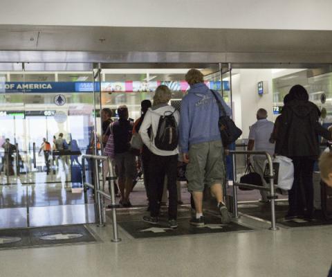 International passengers Miami International Airport, queues, US immigration, USA