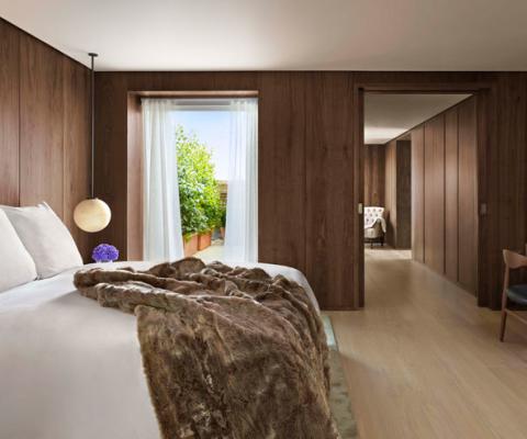 Penthouse-Bedroom-London.jpg