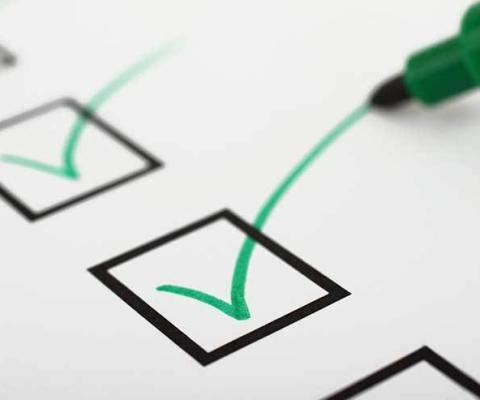 Check list tick boxes iStock_42398948