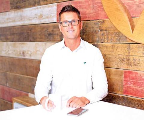 Simon Altham, MD, Hoseasons