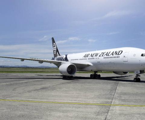 Air NZ - 777200ER On Ground (03).jpg