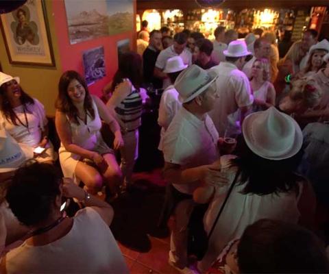 White-Party-at-Mulligans-La-Manga.jpg