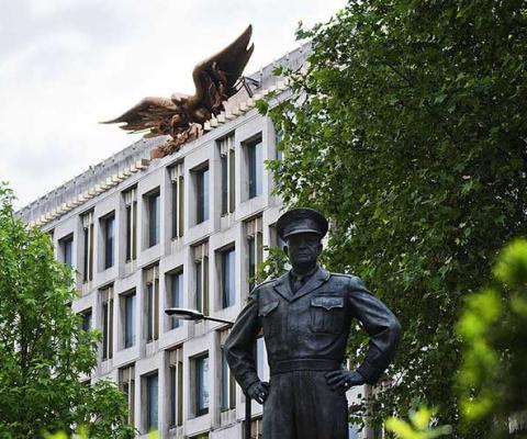 US Embassy in London