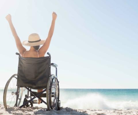 icelolly.com and Enable Holidays