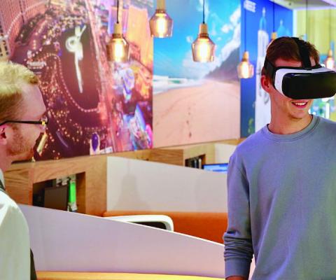 Thomas_Cook_Westfield_Stratford_virtual_reality_1.jpg