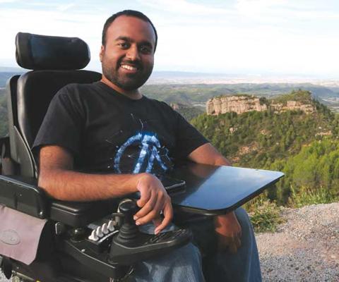 Srin Madipalli, Accomable