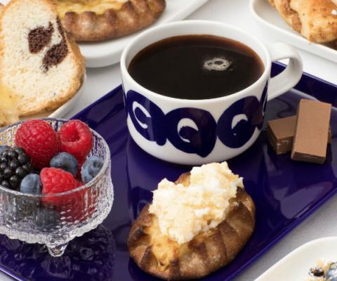 Finnair New Business Class Coffee Serving