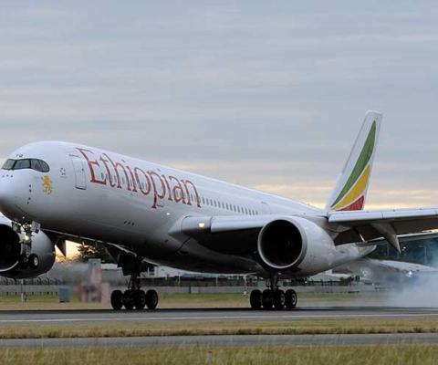 Ethiopian A350 landing